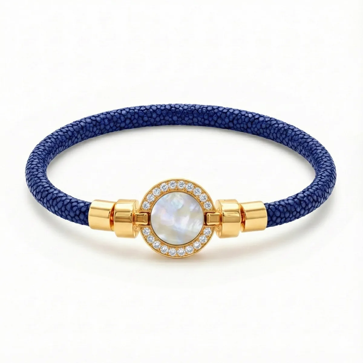 1889 Pave Collection 18-carat Gold with Stingray Leather Bracelet, view 11 – Viktor Alexander