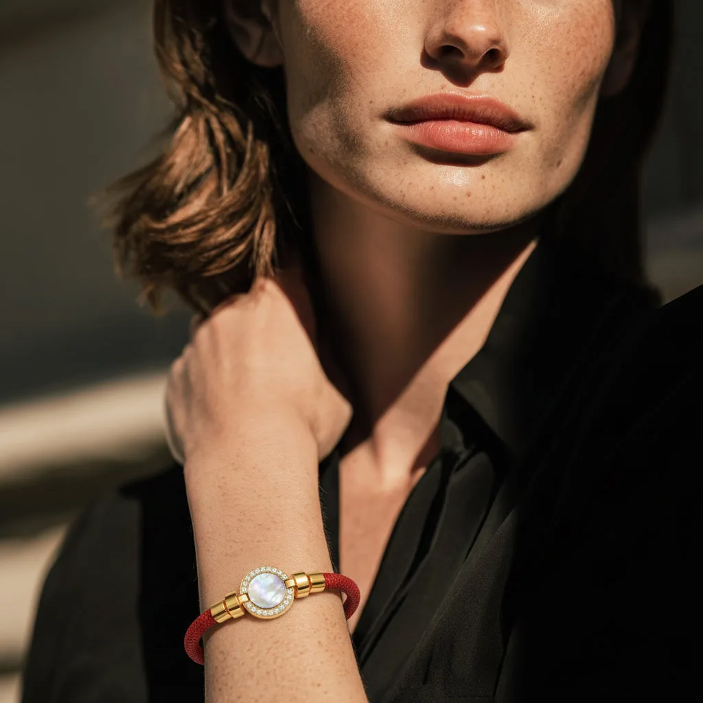 1889 Pave Collection 18-carat Gold with Stingray Leather Bracelet, view 14 – Viktor Alexander