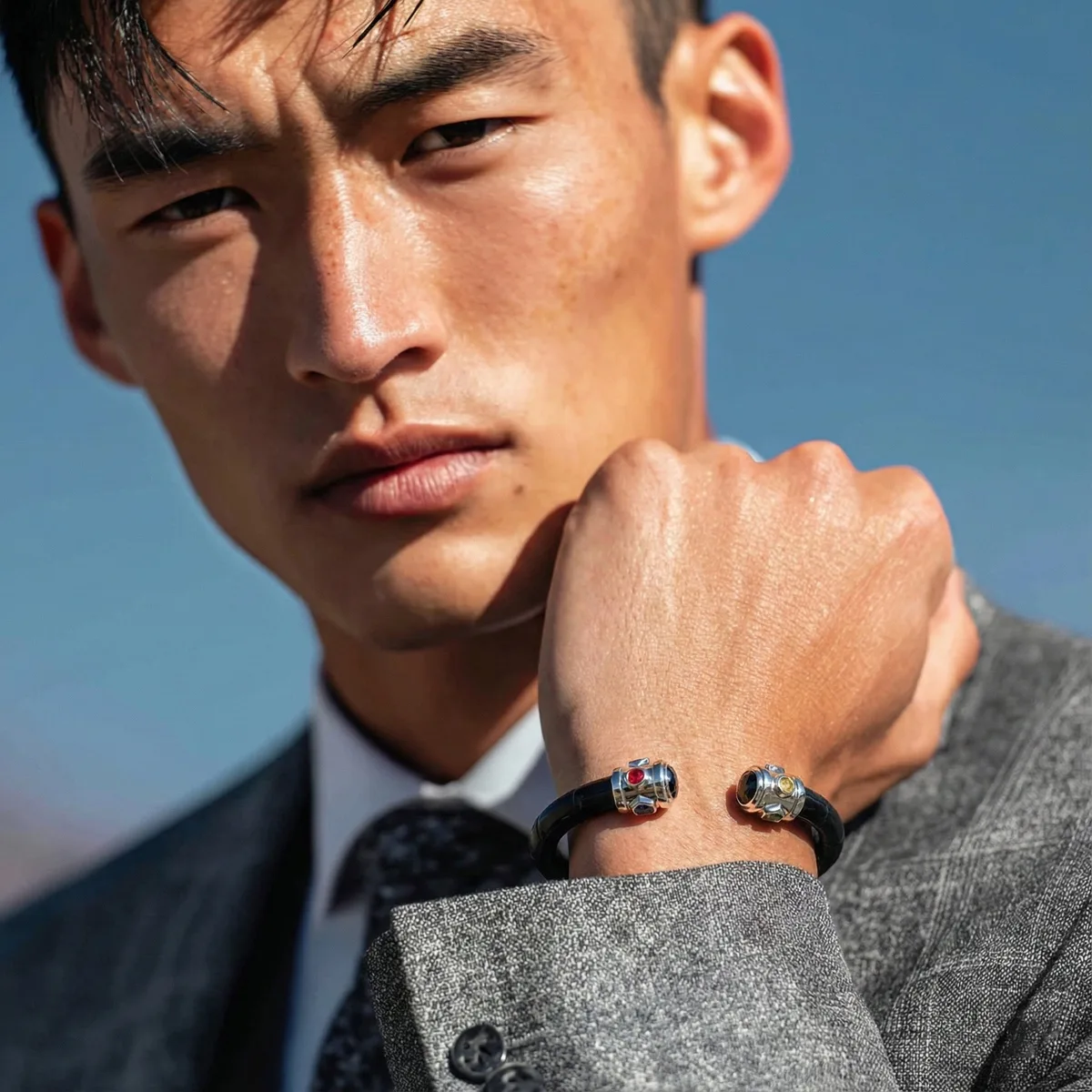 BE Eternity 925 Black Spinel & Fancy Sapphire Stingray Bracelet, view 5 – Viktor Alexander