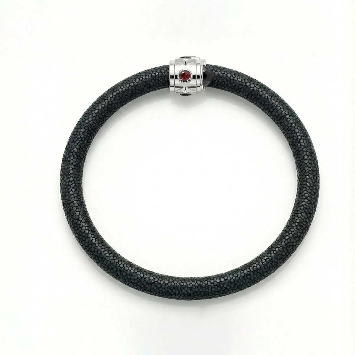 Eternity 925 Black Spinel & Fancy Sapphire Stingray Bracelet, view 3 – Viktor Alexander