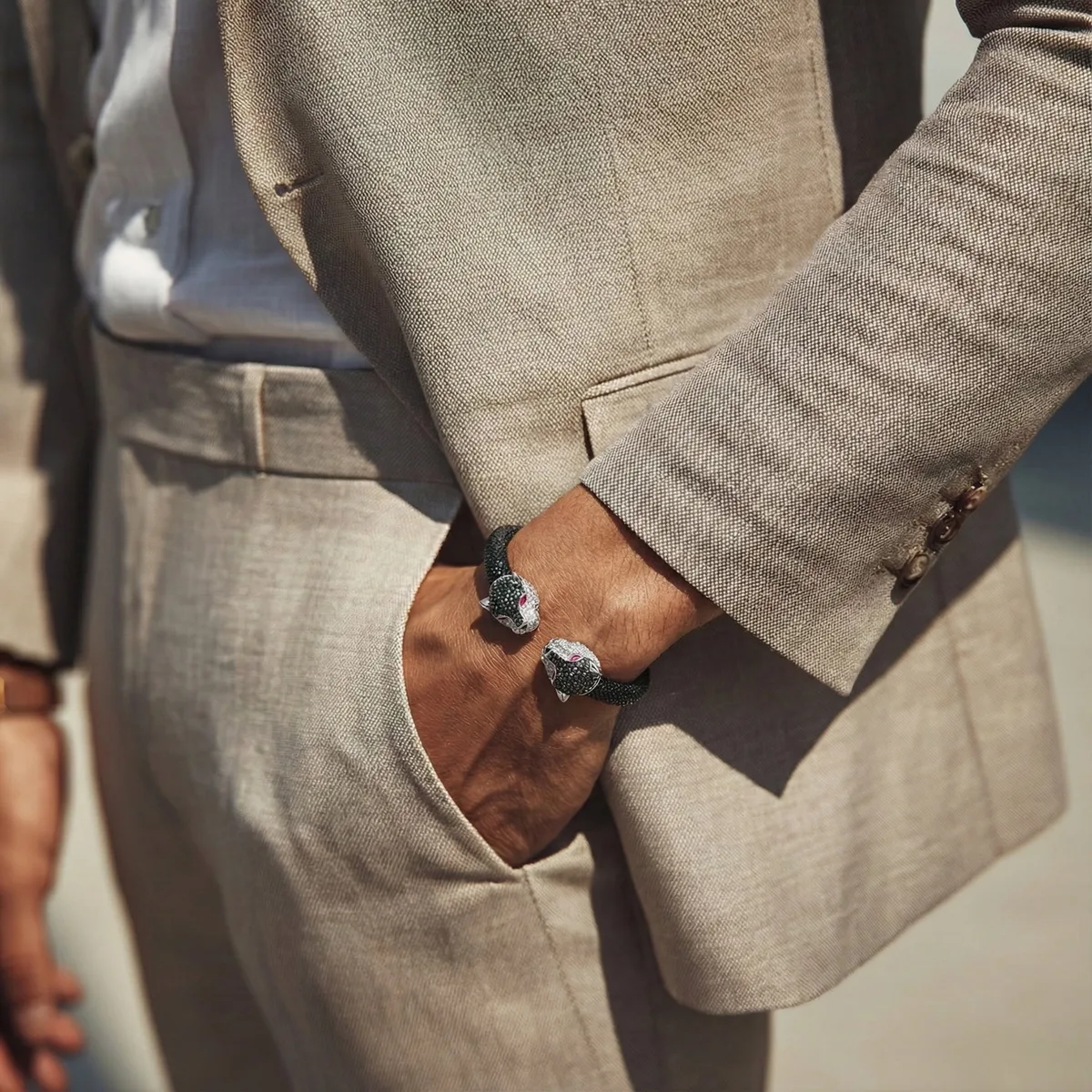 Jaguar 925 Black Spinel & Ruby Stingray Bracelet, view 4 – Viktor Alexander