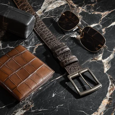 Viktor Alexander accessories: Regalia straps, belts and buckles