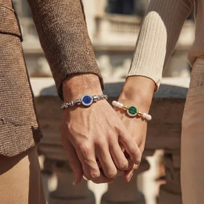 Viktor Alexander fine jewellery with natural gemstones in silver, gold and platinum